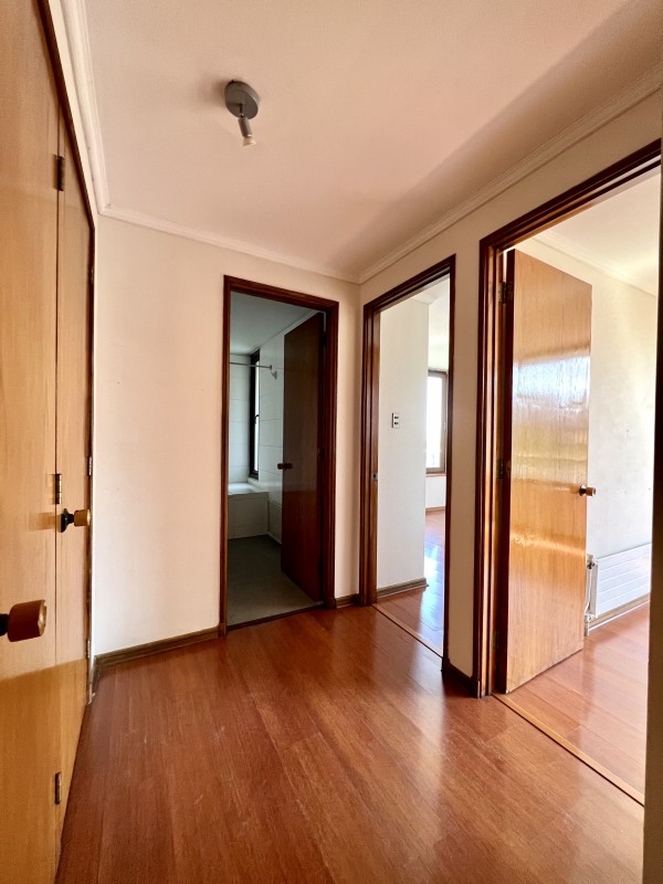 Espacios Amplios, Gran Terraza y Vista 4D3B+2E1B