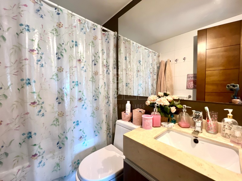 Impecable, Vistas A Jardines Interiores, 3D2B+Sala+2E1B