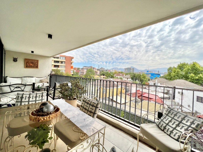 Gran Terraza y Vistas, Semi Nuevo, 3D3B + 2E1B