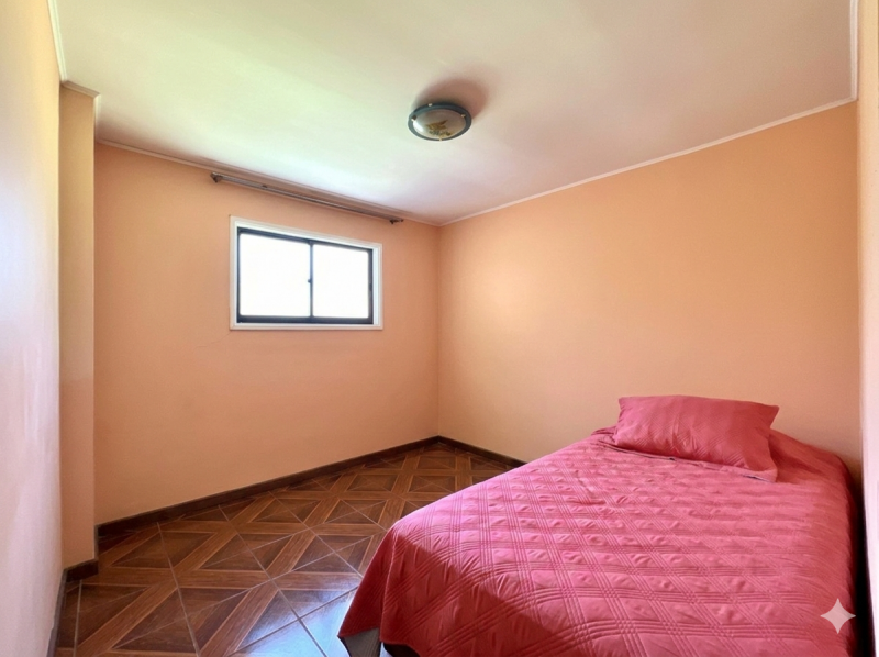 Gran Casa Con Parque, 5D4B + Estar + Depto + Bodegas