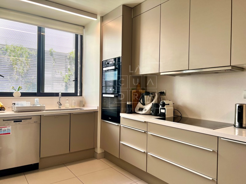 Maravilloso Duplex, Rooftop 4D4D+Servicio+2D1B