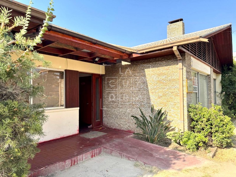 Gran Terreno, Ideal Townhouse