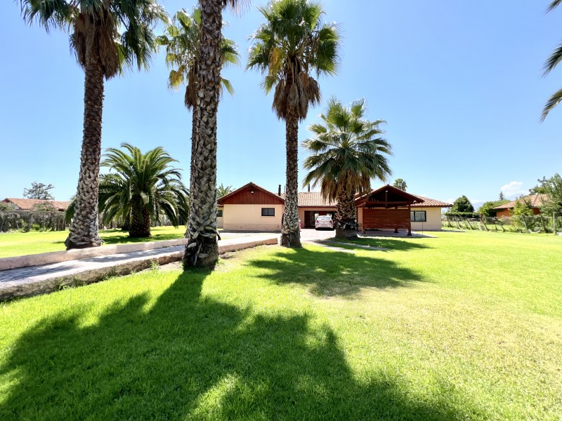 Gran Casa Con Parque, 5D4B + Estar + Depto + Bodegas