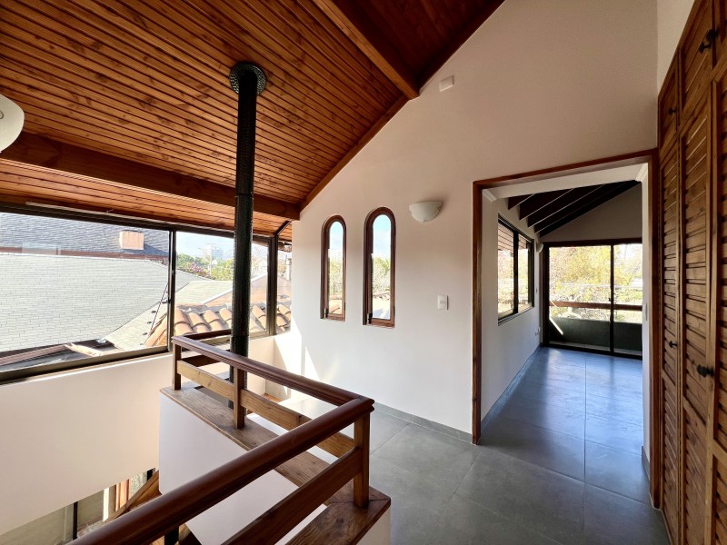 Amplia, Remodelada, 4D3B+Estar+2E