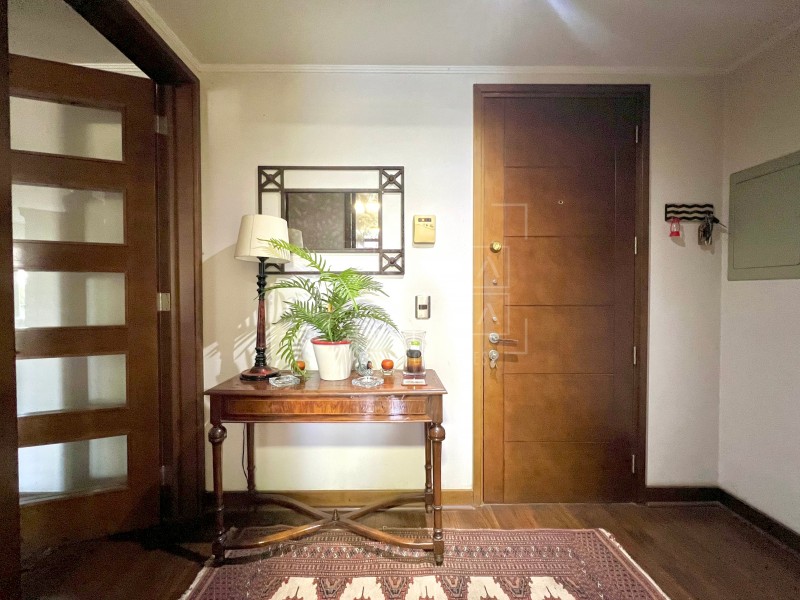 Impecable, Vistas A Jardines Interiores, 3D2B+Sala+2E1B