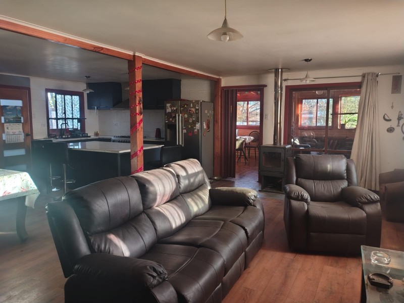 Linda Casa Con Negocio en Excelente Ubicacion en Longavi
