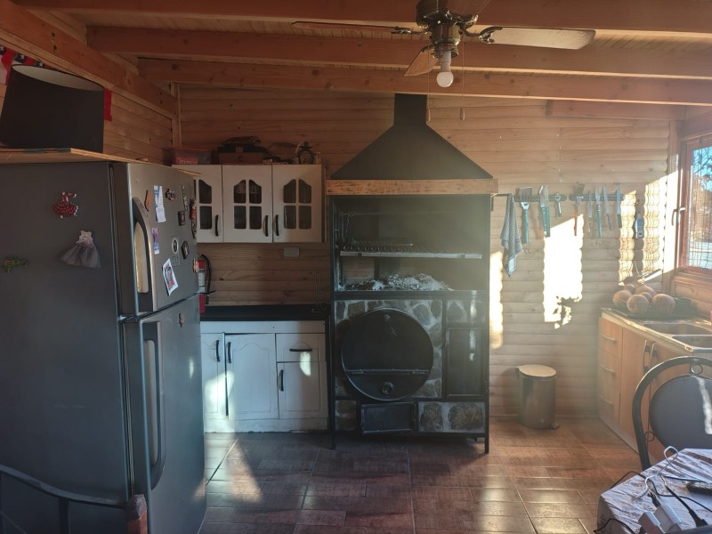 Linda Casa Con Negocio en Excelente Ubicacion en Longavi