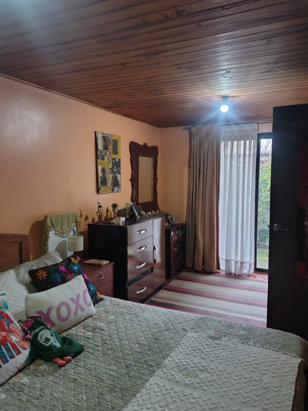 Linda Casa en Consolidado Barrio Residencial