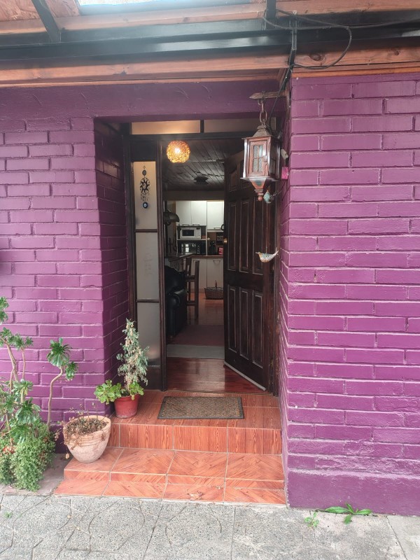 Linda Casa en Consolidado Barrio Residencial