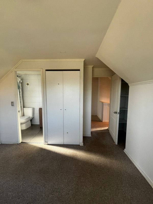 Amplia Casa Remodelada Huertos de Linares