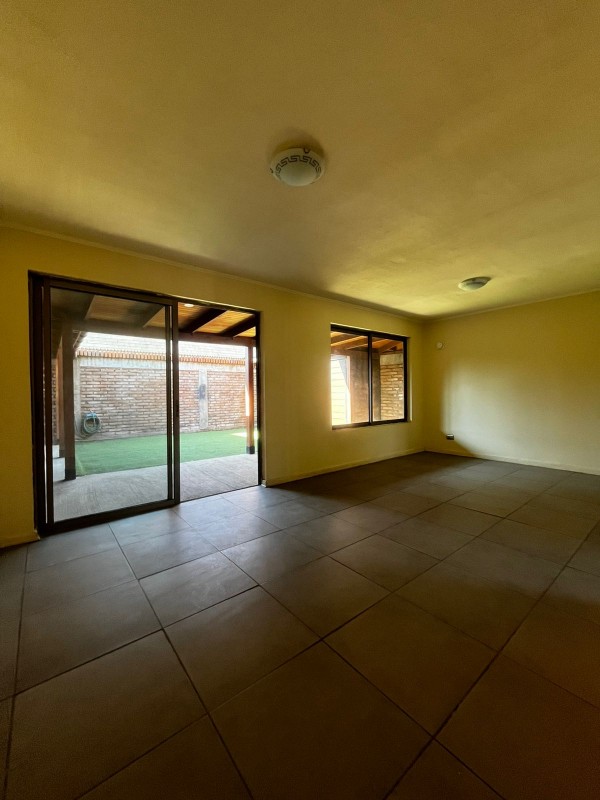 Amplia Casa Remodelada Huertos de Linares