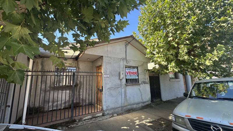 520 M2 Urbanos Con Casa. Centro de Linares
