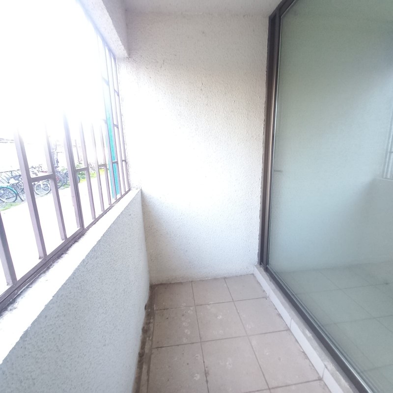 Departamento y Estacionamiento en Primer Pisode Linares