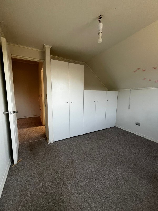 Amplia Casa Remodelada Huertos de Linares