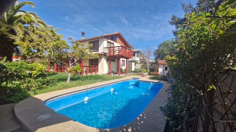 Venta Casa Vista Al Mar A Pasos de la Playa Punta de Tralca