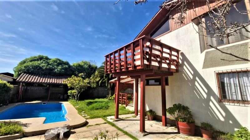 Venta Casa Vista Al Mar A Pasos de la Playa Punta de Tralca