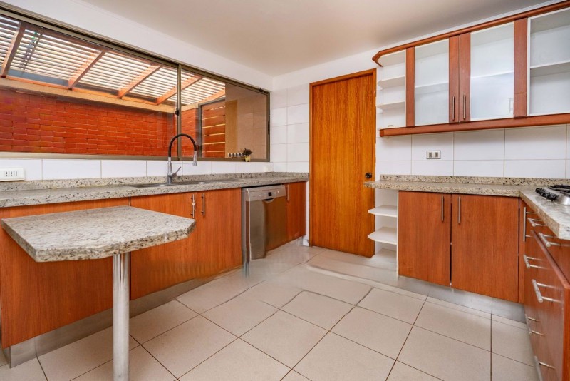 Peñalolen, las Pircas, Vendo Linda Casa Condominio 604/197