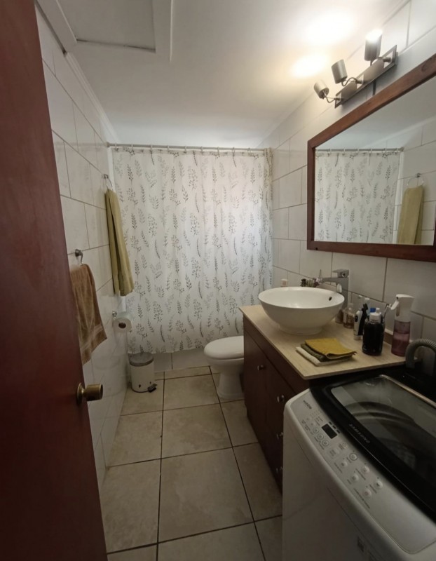 la Florida , Exelente Casa Remodelada de 1 Piso 3D-1B