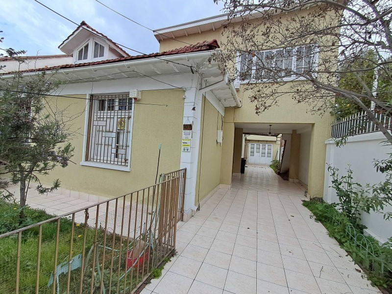 Ñuñoa Se Venda Gran Casa Tipo Chalet 4D-2B/ 216.00 M²