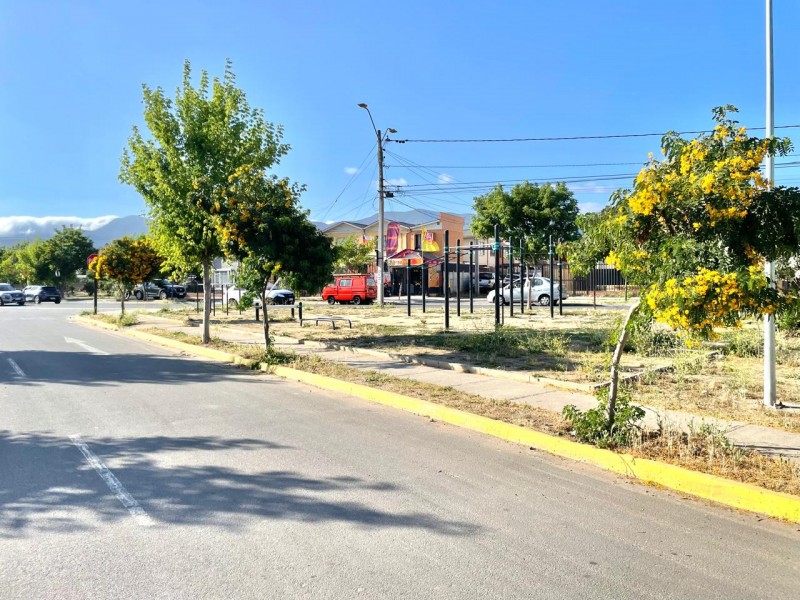 Casa en Venta de 4 Dorm, y 2 Baños. en Quillota