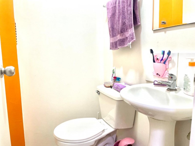Casa en Venta de 4 Dorm, y 2 Baños. en Quillota