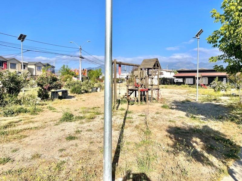 Casa en Venta de 4 Dorm, y 2 Baños. en Quillota