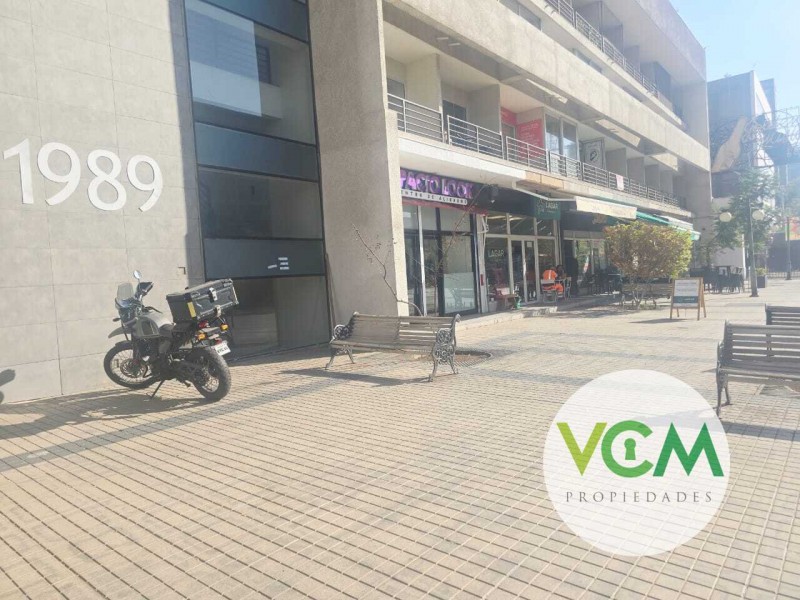 Homestudio Con Estacionamiento Bodega| Av Irarrazaval Ñuñoa