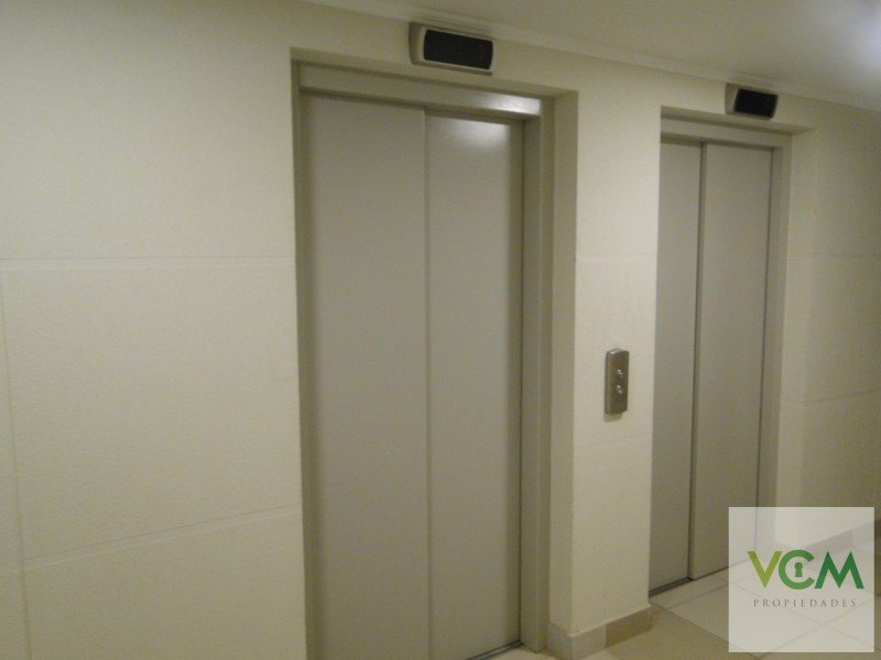 Departamento en Venta/ Macul / 2D + 2B + Est + Bod /4.150 Uf