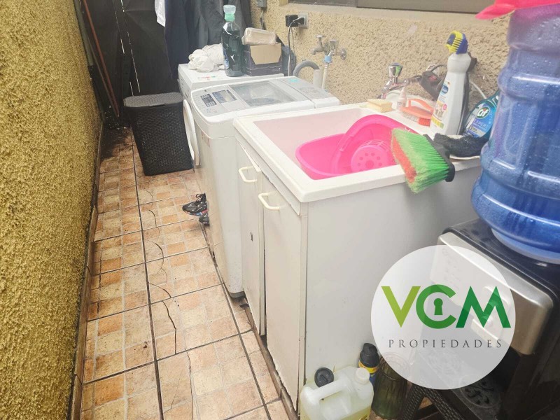 Venta Casa 5D + 3B | Condominio los Tineos | Huechuraba