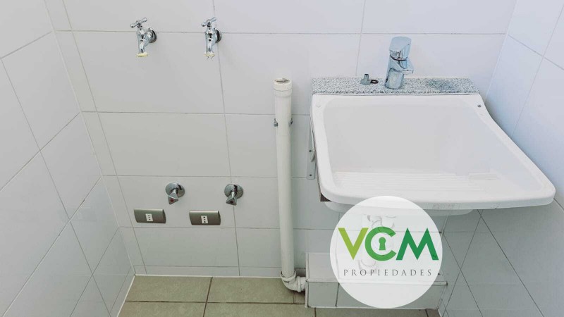 Departamento en Venta/ Macul / 2D + 2B + Est + Bod /4.150 Uf