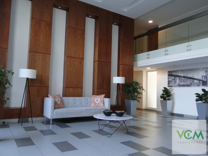Departamento en Venta/ Macul / 2D + 2B + Est + Bod /4.150 Uf