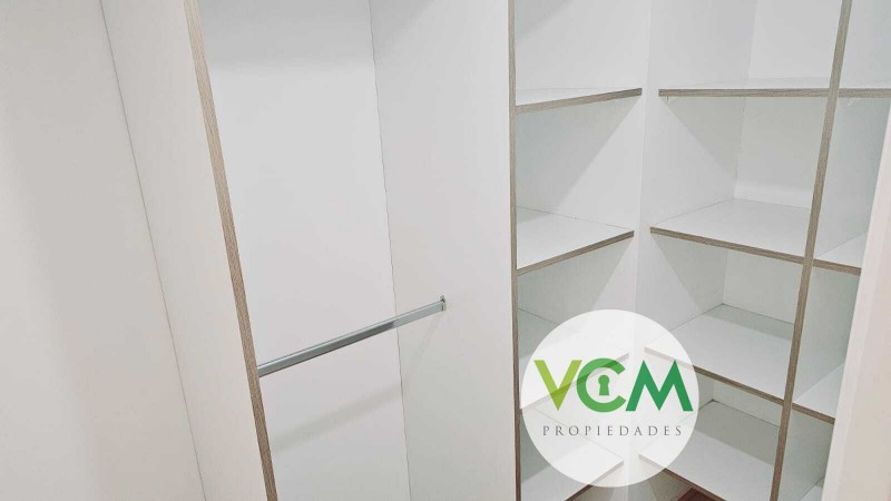 Departamento en Venta/ Macul / 2D + 2B + Est + Bod /4.150 Uf
