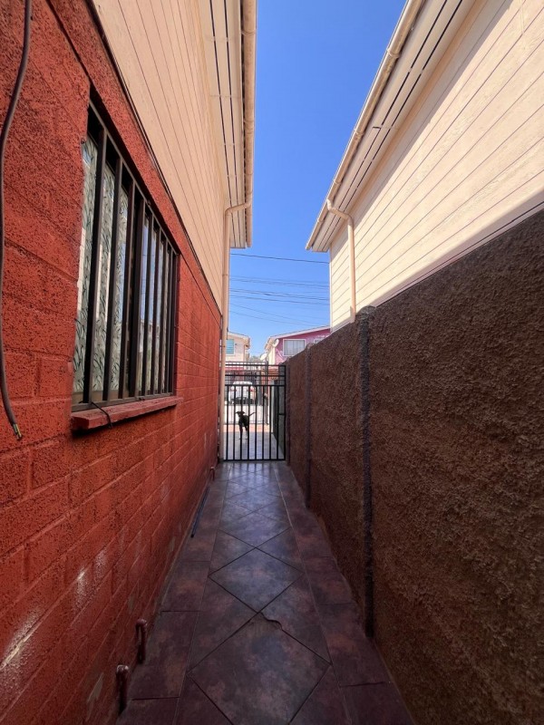Escanilla Propiedades Vende Casa en Sector los Bosquinos
