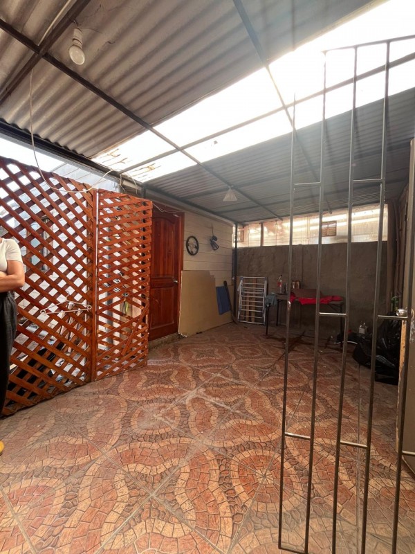 Escanilla Propiedades Vende Casa en Sector los Bosquinos