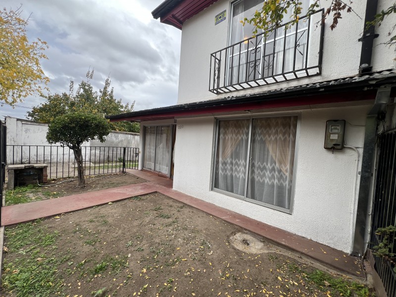 Arrendamos Amplia Casa de 3 Dormitorios 2 Baños la Florida