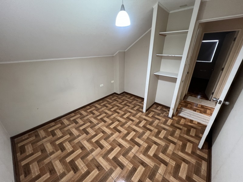 Arrendamos Casa de 4 Dormitorios 2 Baños en Flores de Pucara