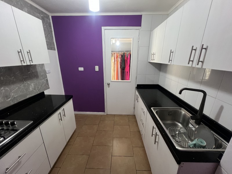 Vendemos Casa Con Local Comercial en la Villa Doña Ignacia