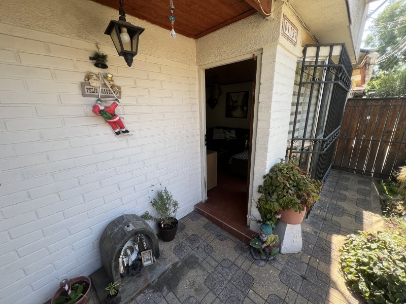 Vendemos Amplia Casa 5 Dormitorios 2 Baño Villa Doña Ignacia