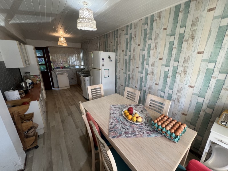 Vendemos Casa de 3 Dormitorios en Av Principal Villa Galilea