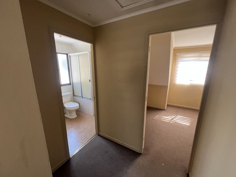 Vendemos Casa Con Local Comercial en la Villa Doña Ignacia