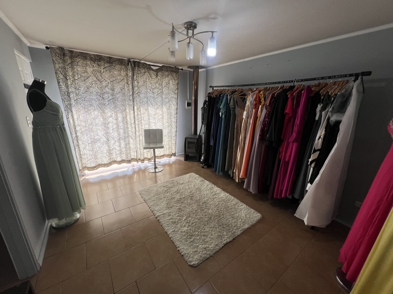 Vendemos Casa Con Local Comercial en la Villa Doña Ignacia