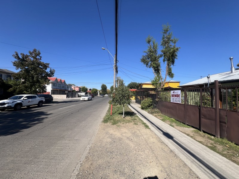Vendemos Casa de 3 Dormitorios en Av Principal Villa Galilea