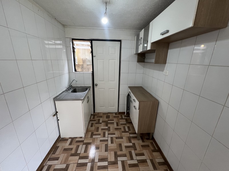 Arrendamos Casa de 2 Dormitorios 1 Baño Sector Sur Poniente