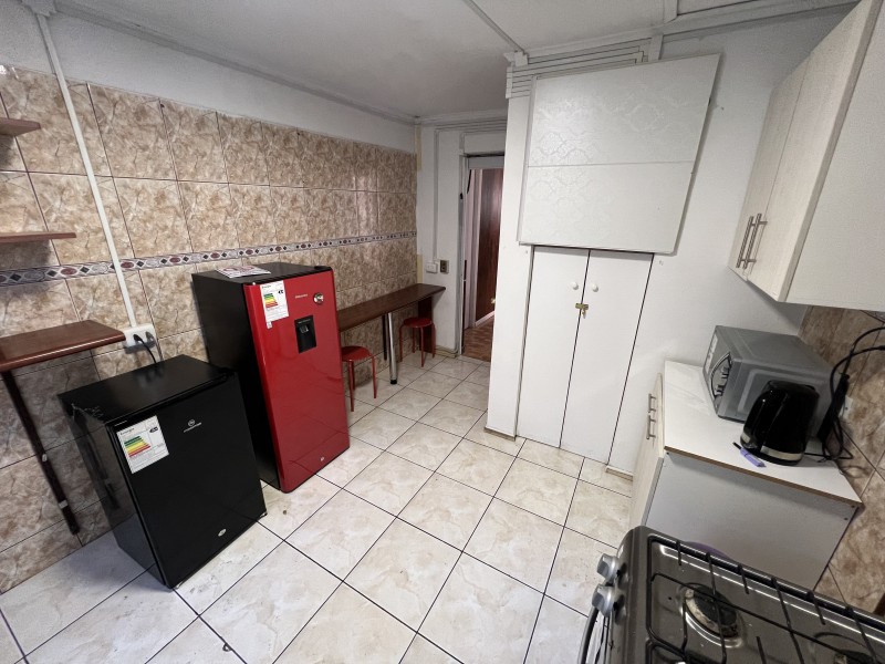 Amplia Casa de 6 Dormitorios 2 Baños en Barrio Seminario