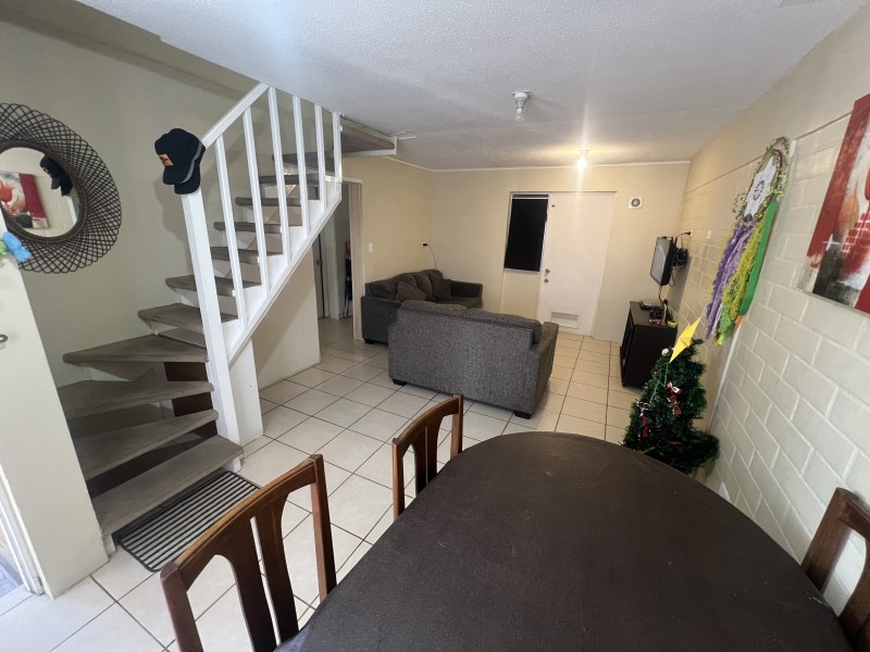 Arrendamos Casa Esquina 3 Dormitorios Villa Poeta Max Jara