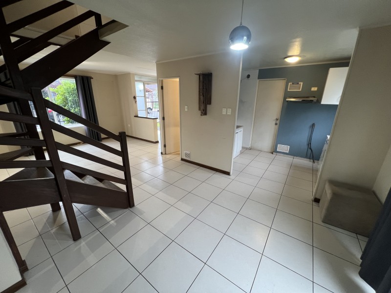 Arrendamos Casa de 4 Dormitorios 2 Baños en Flores de Pucara