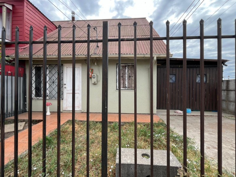 Se Vende Casa Esquina en Villa Pucará