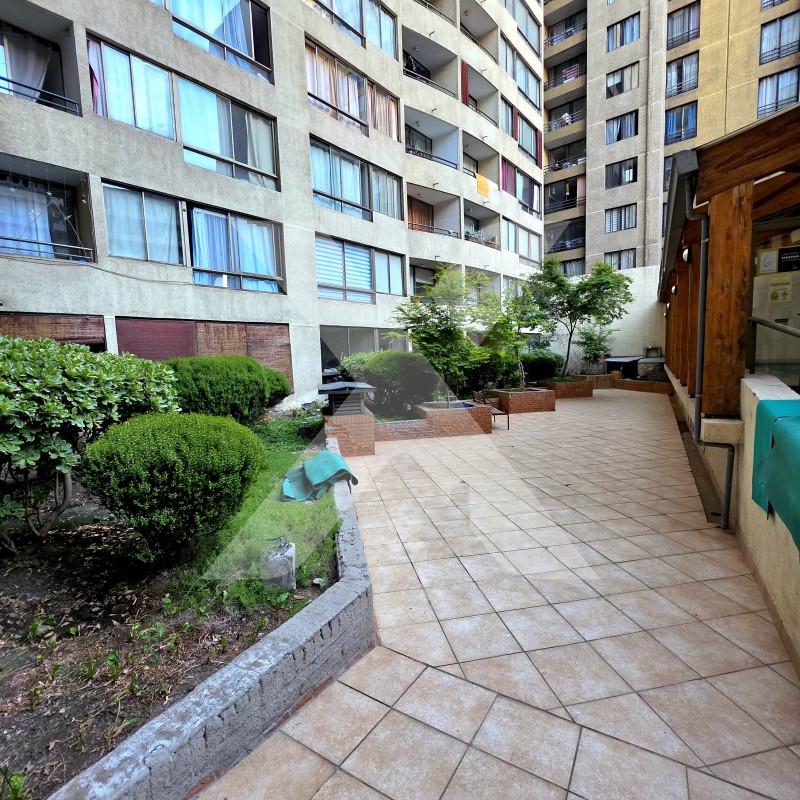 Depto en Venta Ideal para Inversión; Lord Cochrane 298, Stgo