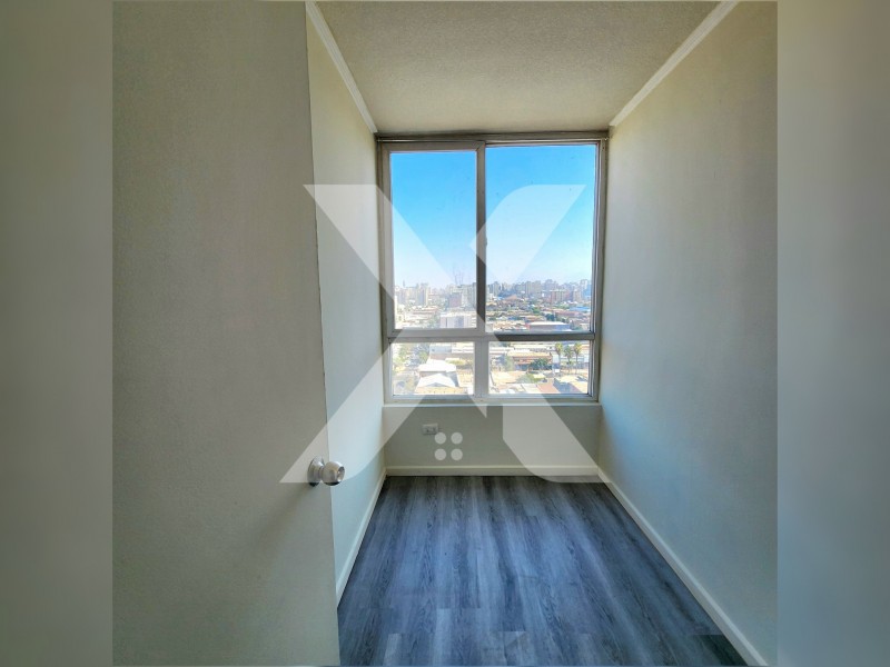 Arriendo Depto 2 Dorm 1 Baño – Zenteno 1482 – Piso 18