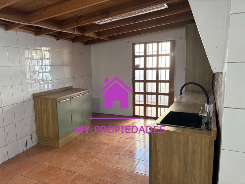 Casa en Pasaje Sector Residencial